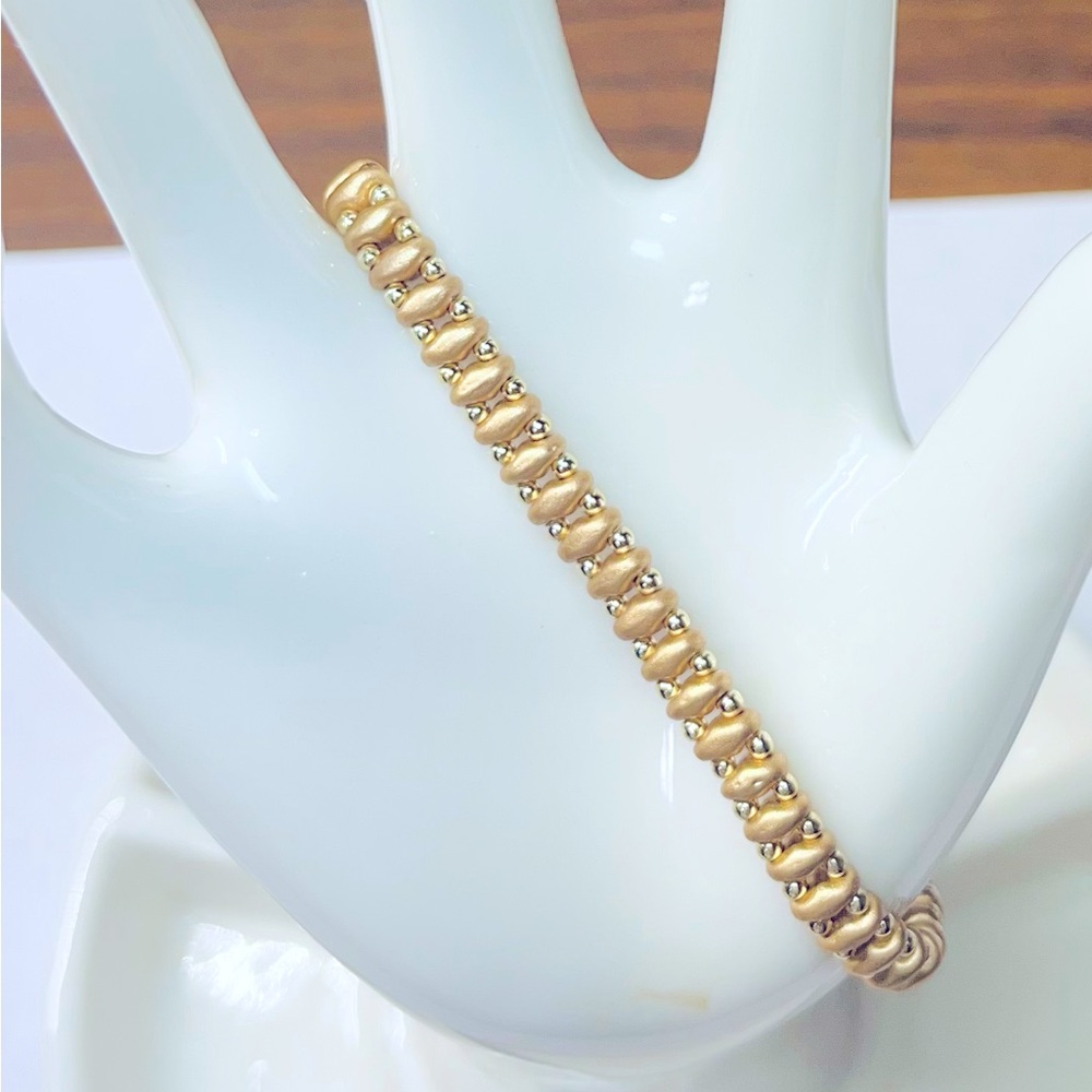 Gold bracelet